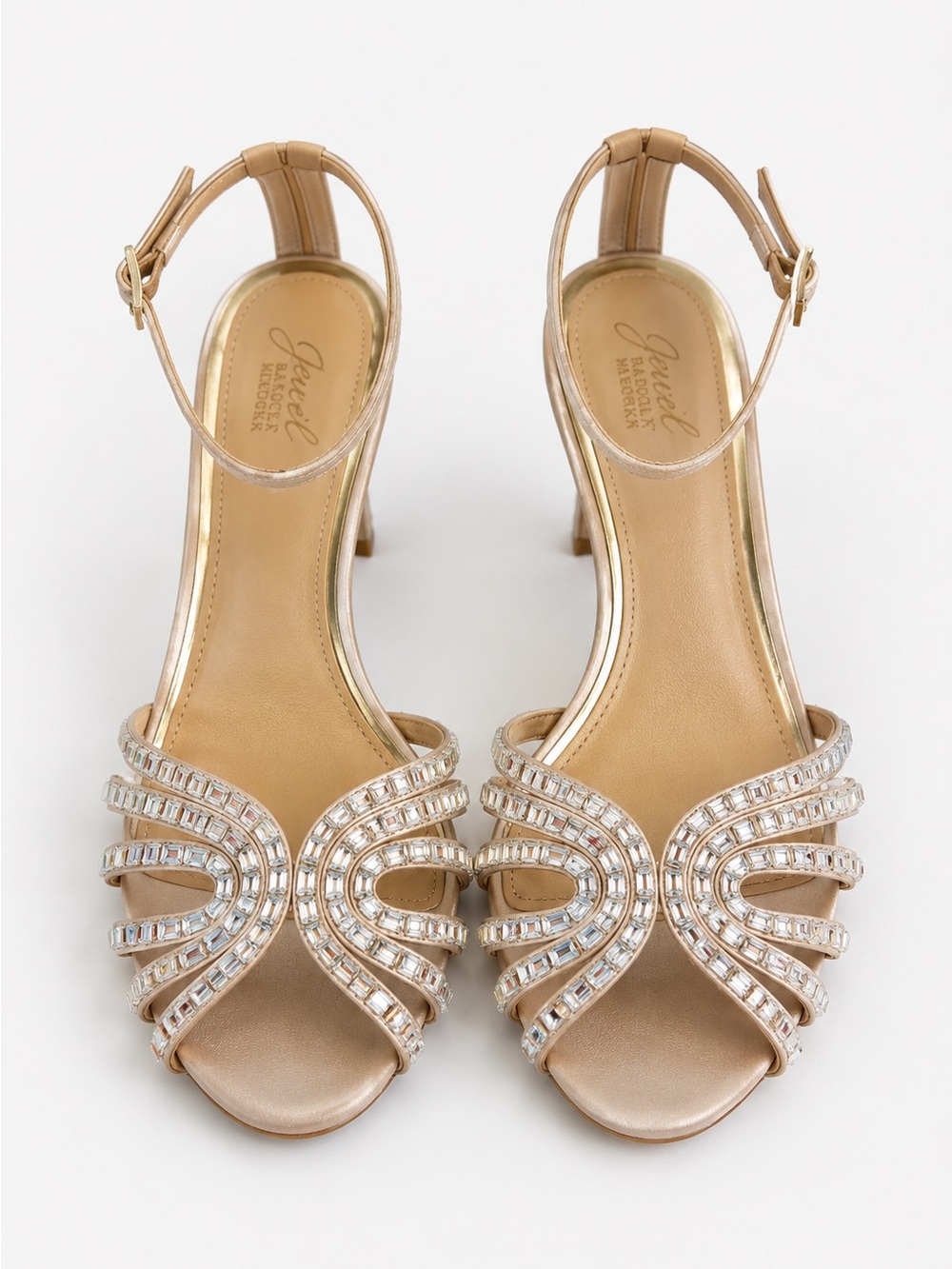 Jewel Badgley Mischka Ocean Crystal Sandals Size 5.5 Screen Worn Tell Me Lies